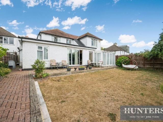 House for sale in Old Malden, Greater London