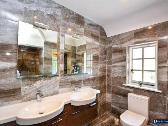 House for sale in Ardleigh Green, Greater London