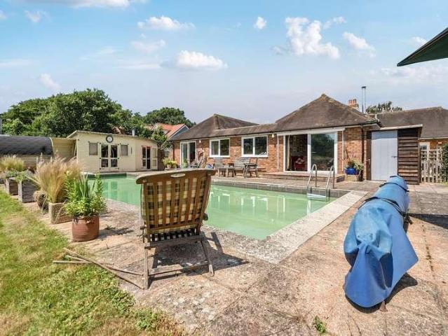 House for sale in Sidley, Heathlands