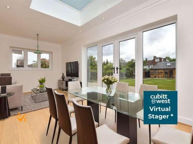 House for sale in Carshalton Beeches, Greater London