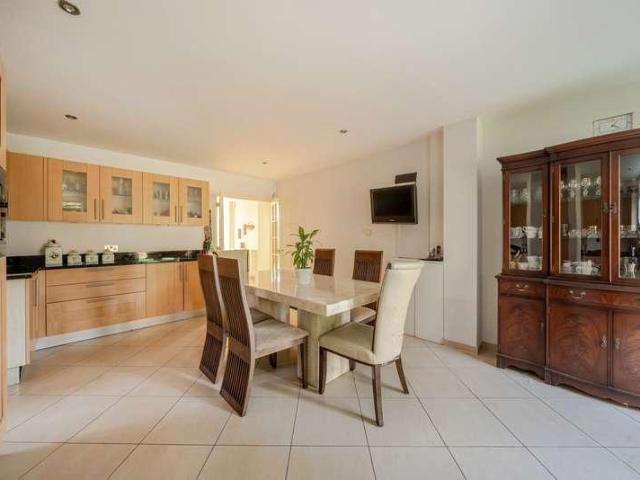 House for sale in Greater London
