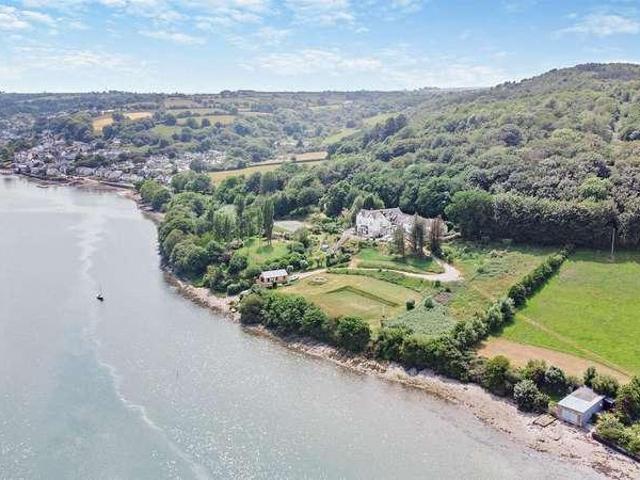 House for sale in Wales
