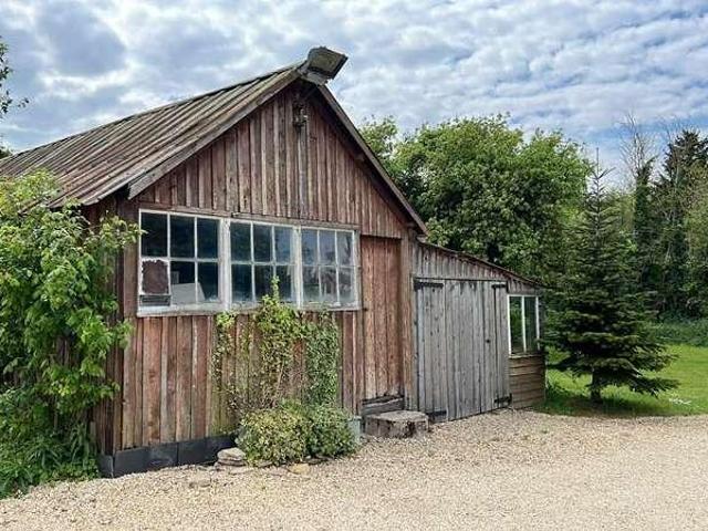 House for sale in Ashton Keynes, Wiltshire