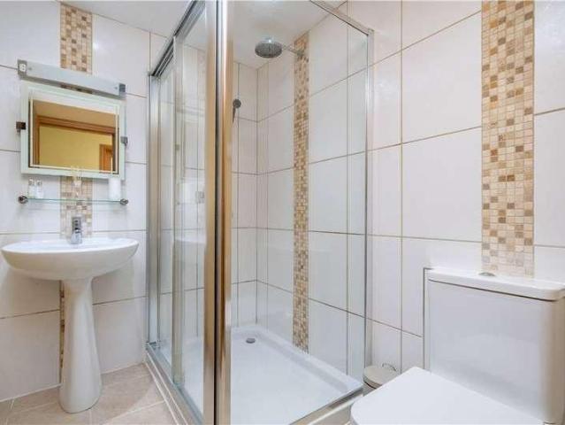 House for sale in Boroughbridge, North Yorkshire