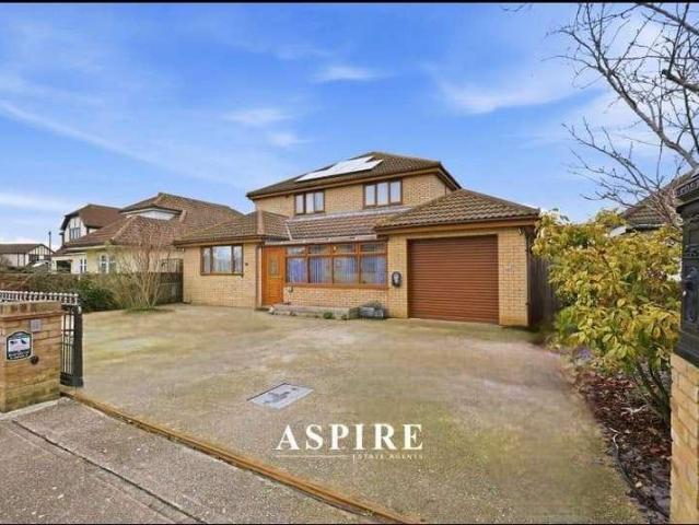 House for sale in Canvey Island
