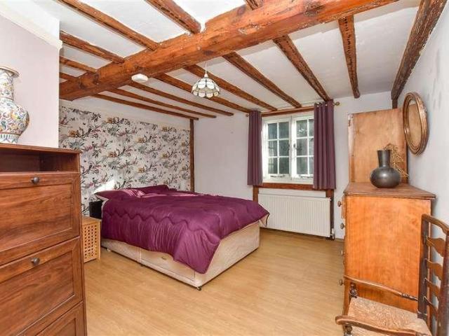 House for sale in Allhallows