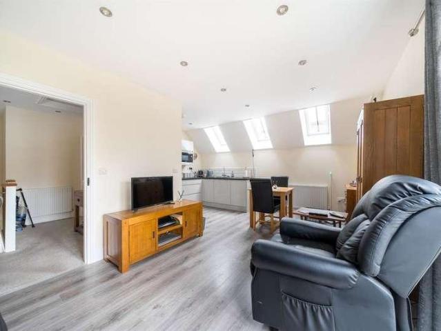 House for sale in Oad Street, Kent