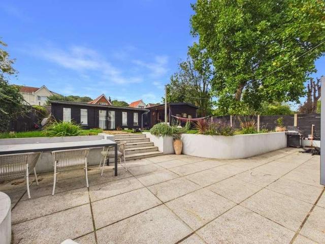 House for sale in Findon Valley, Worthing