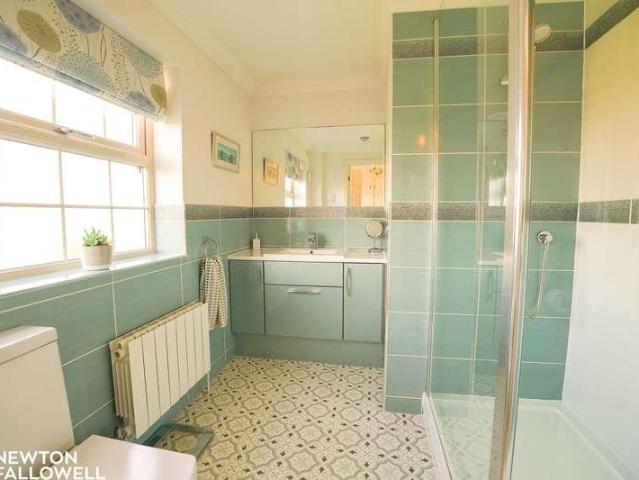 House for sale in Hallcroft, Costhorpe