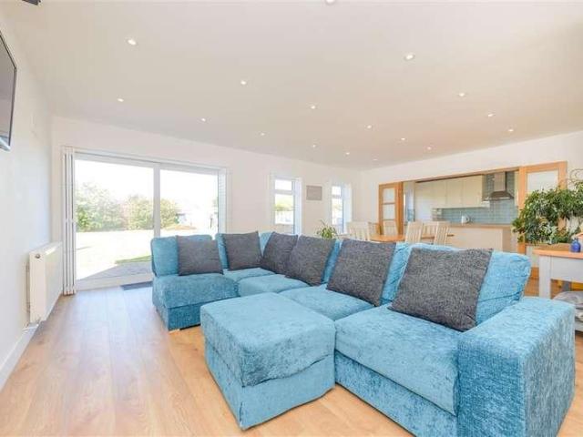 House for sale in West Kingsdown, Sevenoaks