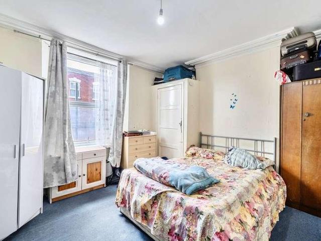 House for sale in Kings Barton, Gloucester