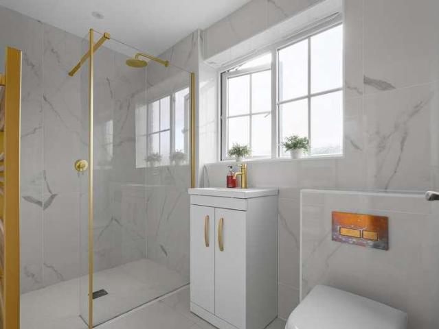 House for sale in Stanford On Avon, Leicestershire
