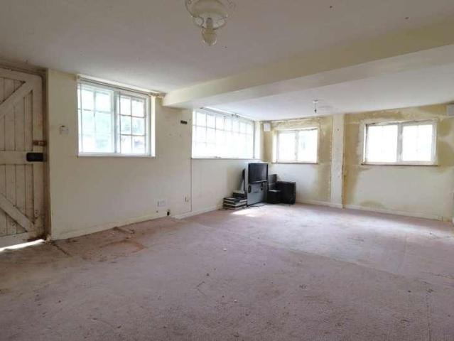 House for sale in Burbage, Wiltshire