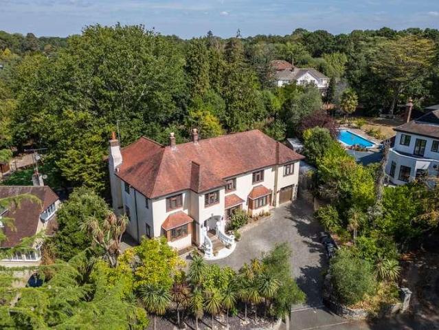 House for sale in Talbot Woods, Bournemouth