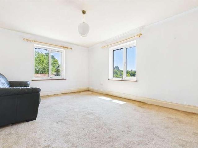 House for sale in Berrick Salome, Oxfordshire