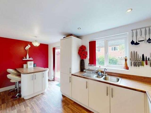 House for sale in Daisy Hill, Lee Bank