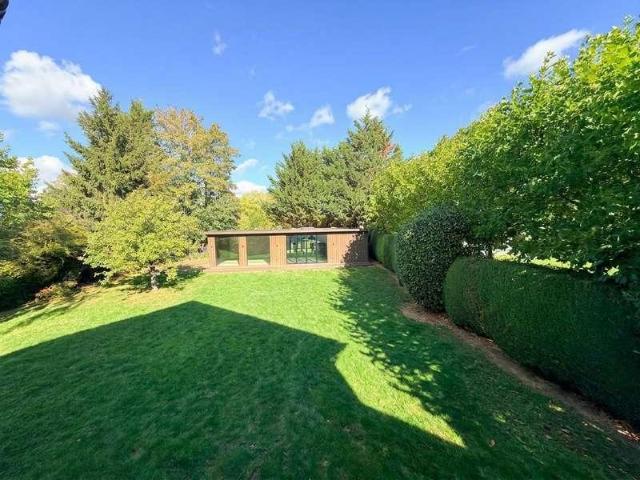 House for sale in London Borough of Croydon, Greater London