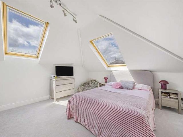 House for sale in Widmore, Greater London