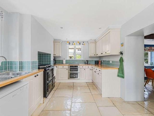 House for sale in Lechlade, Fossebridge