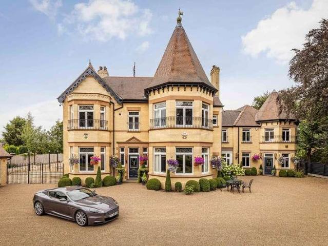 House for sale in Newtown, Costhorpe