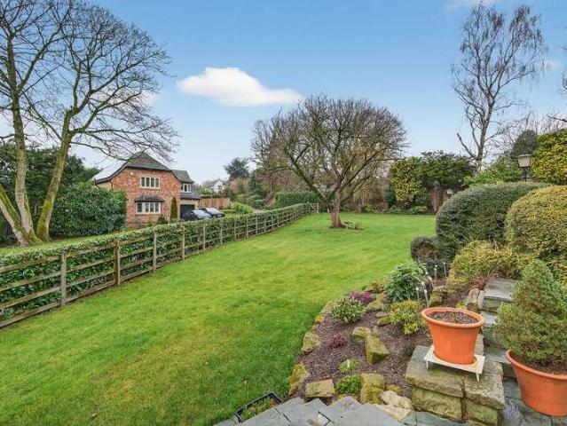 House for sale in Kedleston, East Midlands