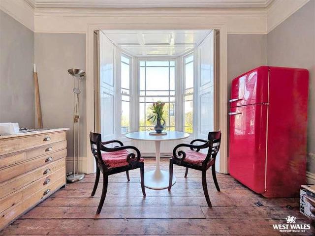 House for sale in Llansteffan