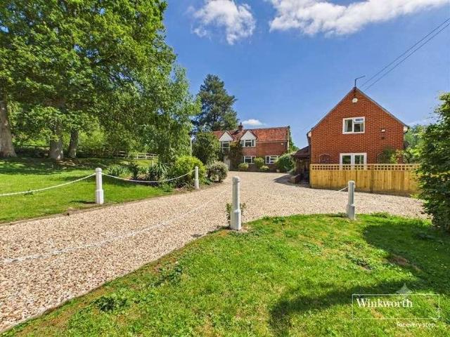 House for sale in Thatcham, West Berkshire