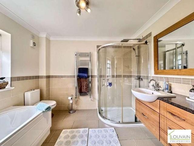 House for sale in Sirhowy, Wales