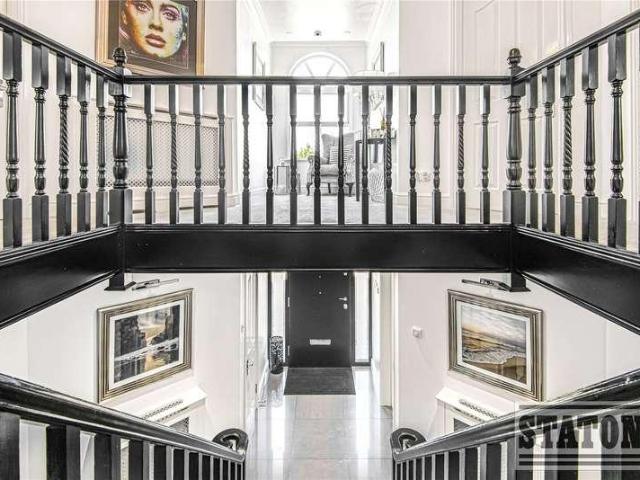 House for sale in Goffs Oak, Broxbourne