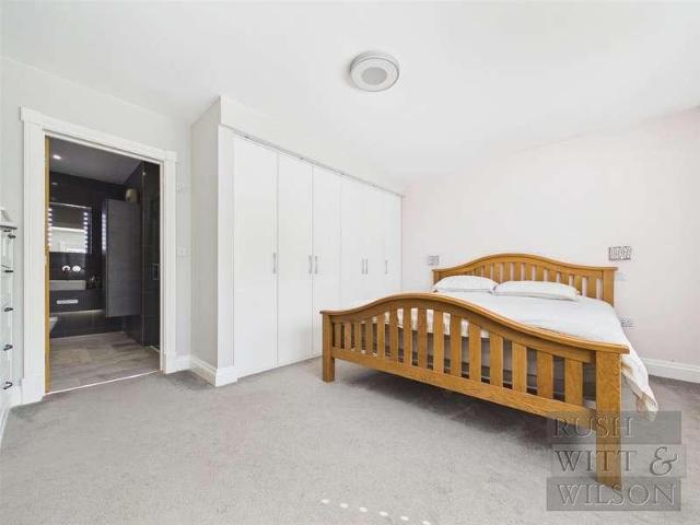 House for sale in Tilekiln, Guestling Green