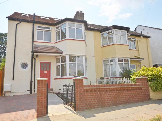 House for rent in Surbiton, Greater London