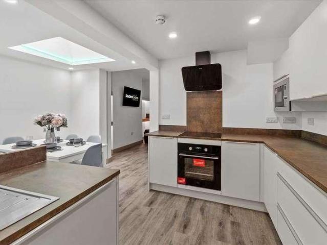 Apartment for rent in Greenbank, Mount Wise