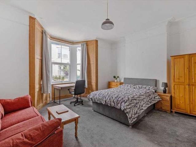 Apartment for rent in Greenbank, Mount Wise