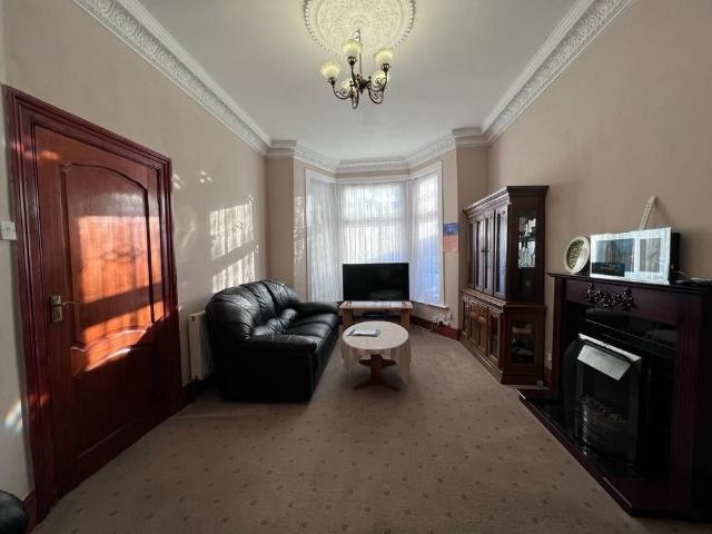 House for rent in Gants Hill, Greater London