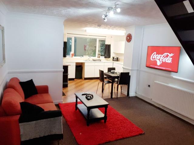 House for rent in Redcliffe, Feckenham