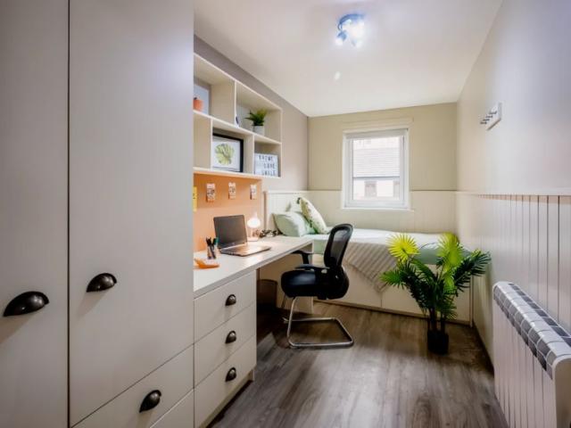 Room for rent in Sciennes, Scotland