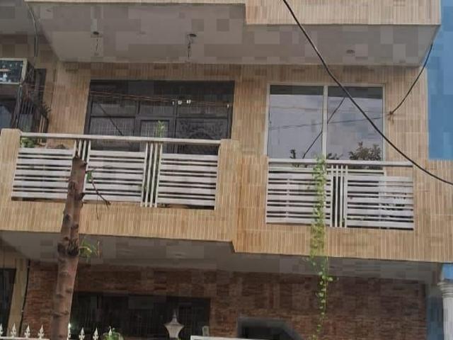 House for sale in Hariana