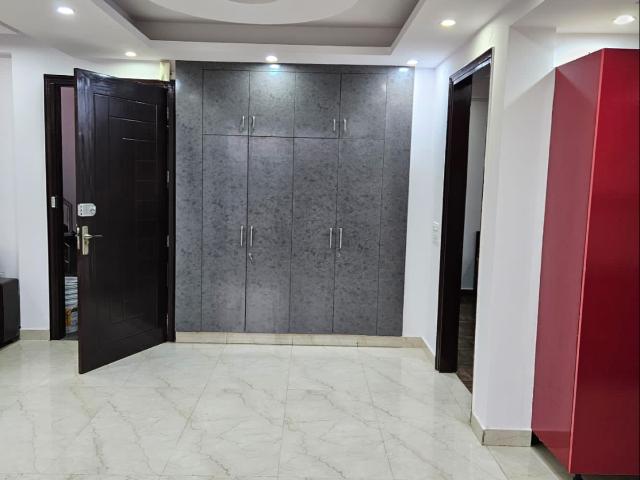 House for sale in Hariana