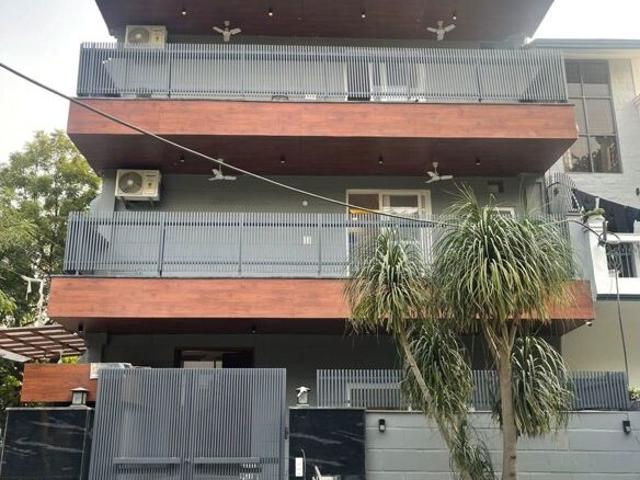 House for rent in Hariana