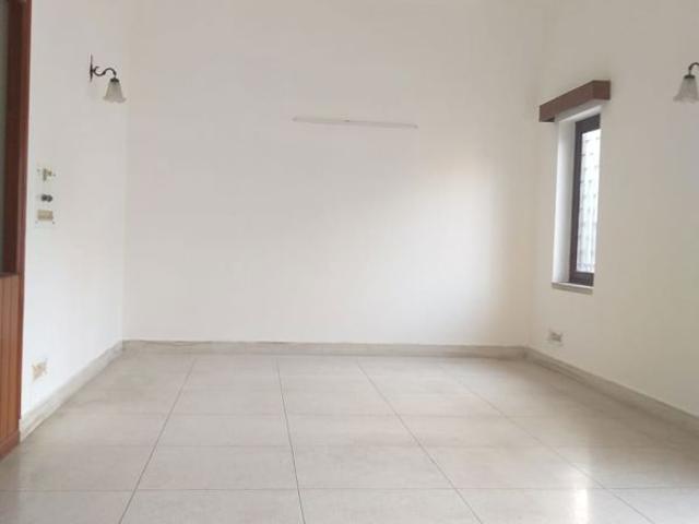 House for sale in Deri