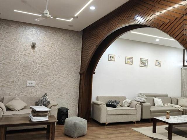 House for sale in Hariana
