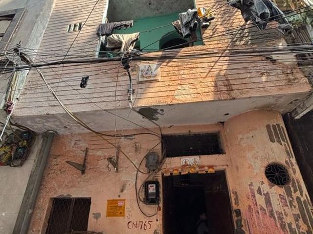 House for sale in Deri