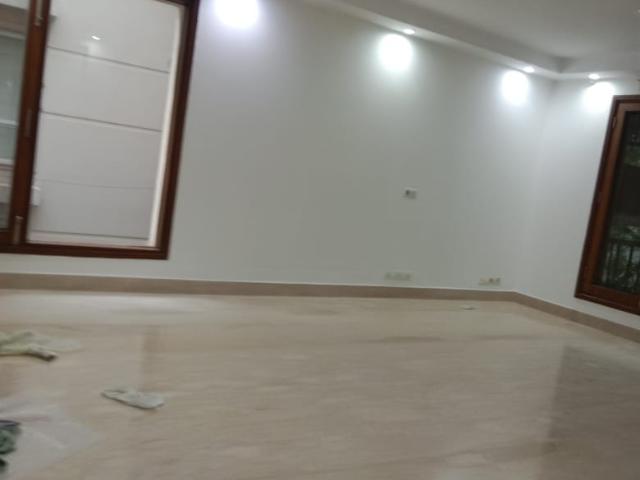 House for sale in Deri