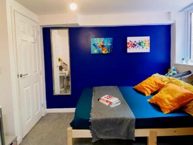 Room for rent in West Midlands