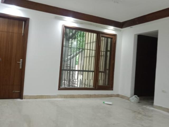 House for sale in Deri