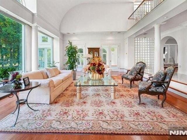 House for sale in Allendale, Bergen County