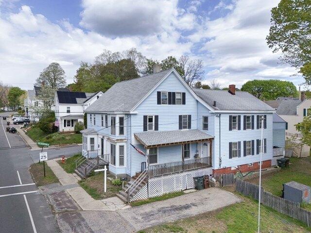 House for sale in Amesbury, Essex County