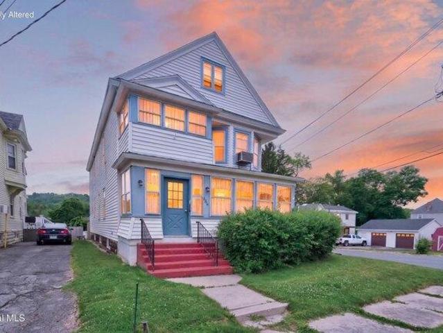 House for sale in Amsterdam, New York