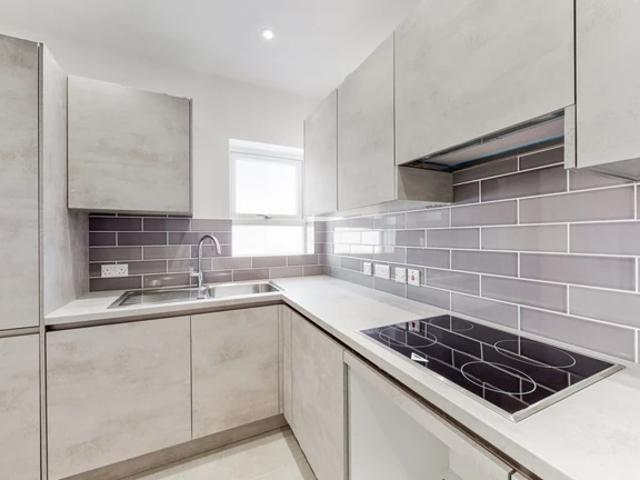 Apartment for rent in Cricklewood, Greater London