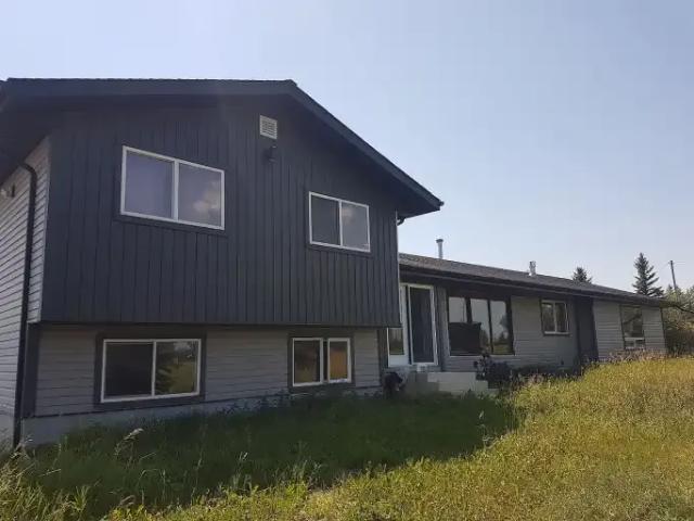 Apartment for rent in Chestermere, Rocky View County